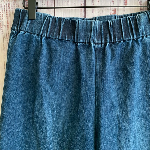 Indigo Wash “Metro” Slimming Pull-On Jeans • Tall { Soft Surroundings } - Picture 4 of 11